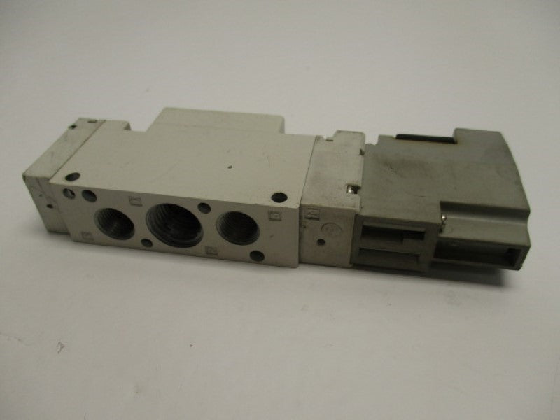 SMC VQZ3120-9YZ1-02 SOLENOID VALVE 24VDC  UNMP