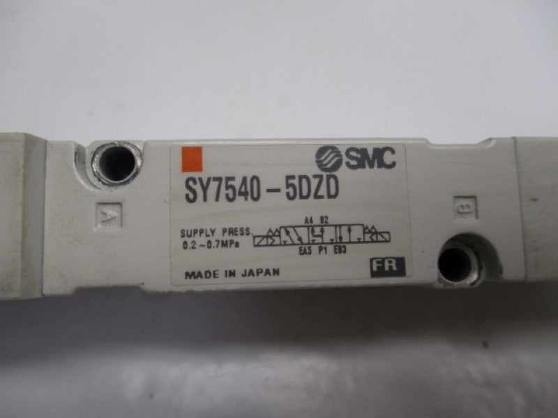 SMC SY7540-5DZD DOUBLE SOLENOID VALVE 24VDC  UNMP