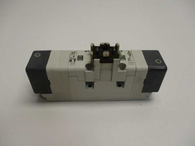 SMC VQ7-6-FHG-D-3ZR-Q DOUBLE SOLENOID VALVE  NSNP