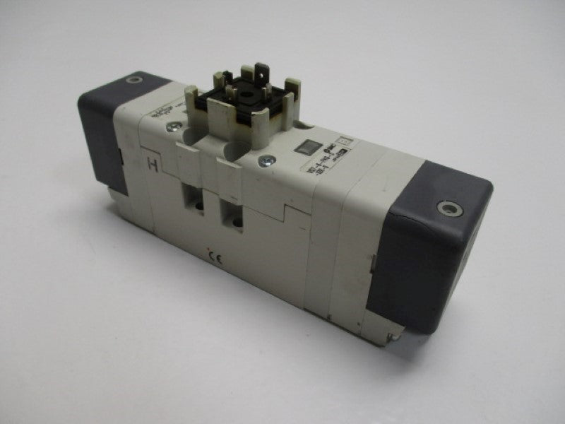 SMC VQ7-6-FHG-D-3ZR-Q DOUBLE SOLENOID VALVE  NSNP