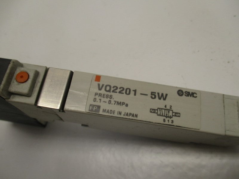 SMC VQ2201-5W PLUG IN VALVE  NSNP