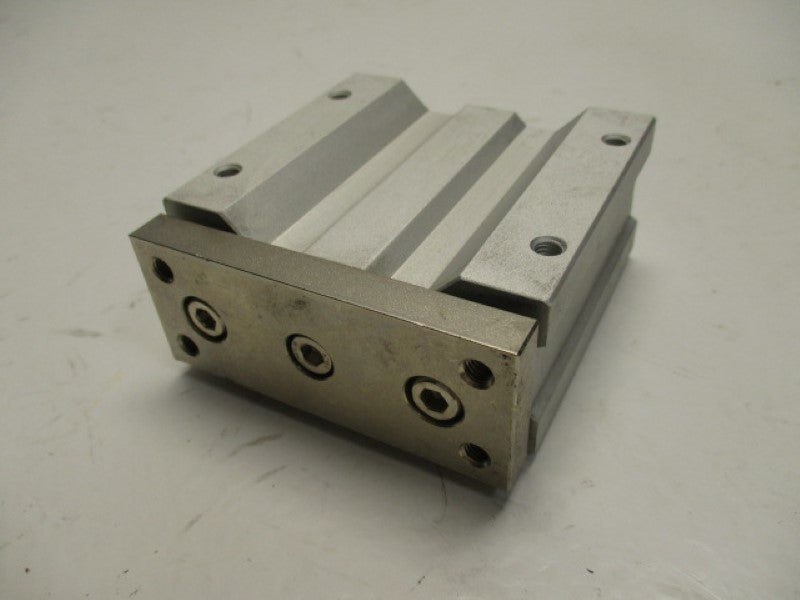 SMC MGQL20-30 COMPACT GUIDE CYLINDER  NSNP