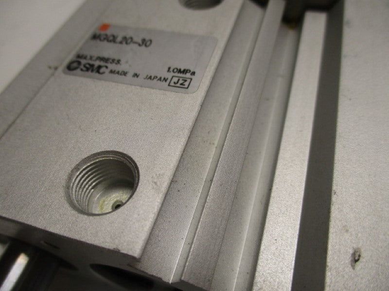 SMC MGQL20-30 COMPACT GUIDE CYLINDER  NSNP