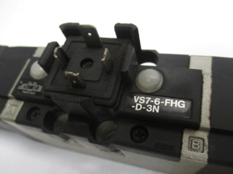 SMC VS7-6-FHG-D-3N SOLENOID VALVE 24VDC  UNMP
