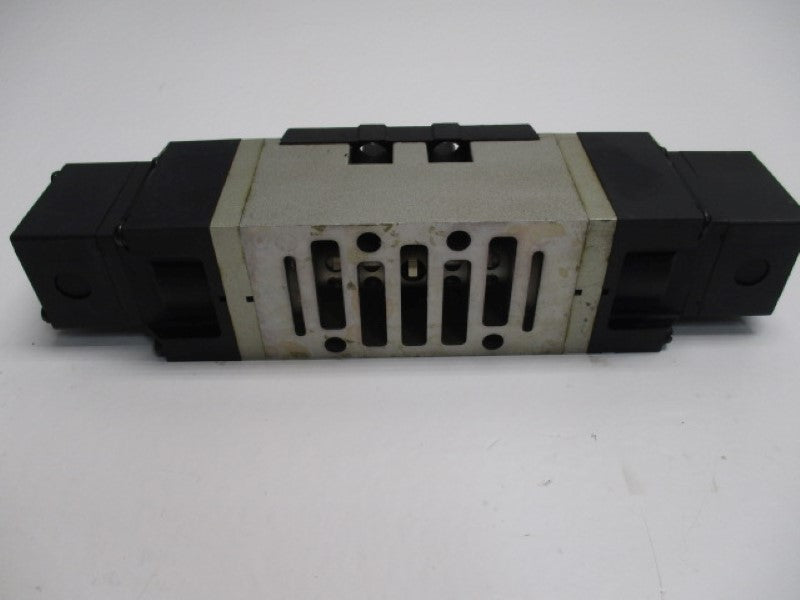 SMC VS7-8-FIG-D-3N SOLENOID VALVE 24VDC  UNMP