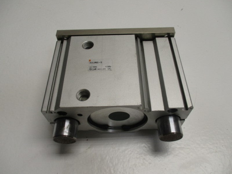 SMC MGQM63-5 COMPACT GUIDE CYLINDER  UNMP