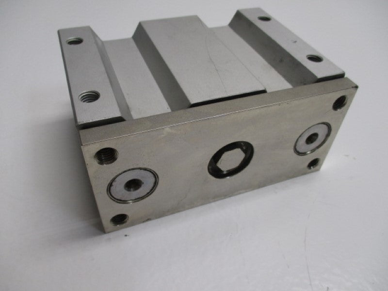 SMC MGQM63-5 COMPACT GUIDE CYLINDER  UNMP