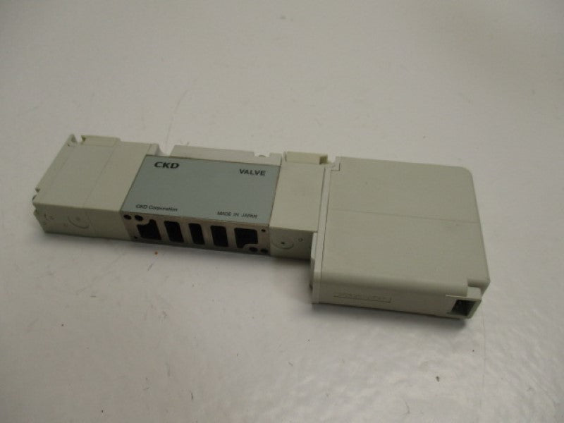 CKD W4GB239-MX-FL294194-3 SOLENOID VALVE 24VDC  NSMP