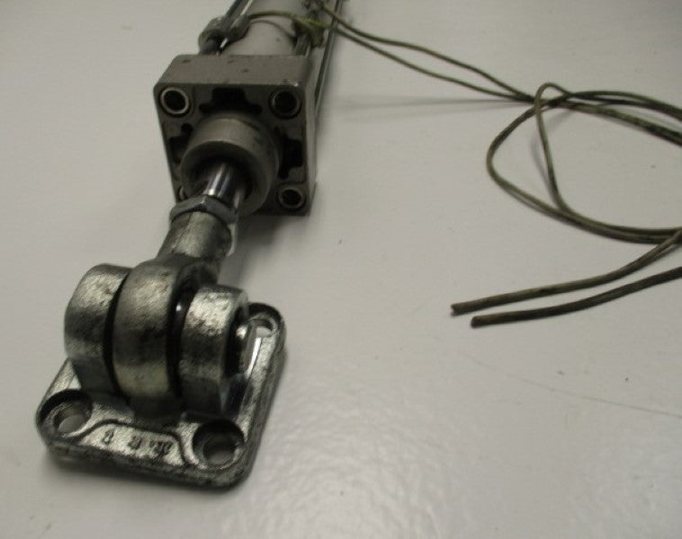 SMC C95SDB50-320 TIE ROD CYLINDER (AS PICTURED) *USED * (W/CABLE)