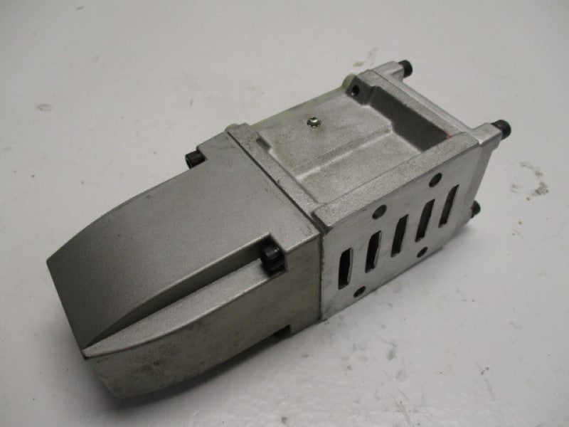 TOYOOKI KOGYO AD-SG051-03A-015 VALVE 110VAC  UNMP