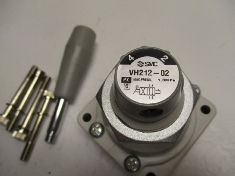 SMC VH212-02 HAND VALVE * NEW IN FACTORY BAG *