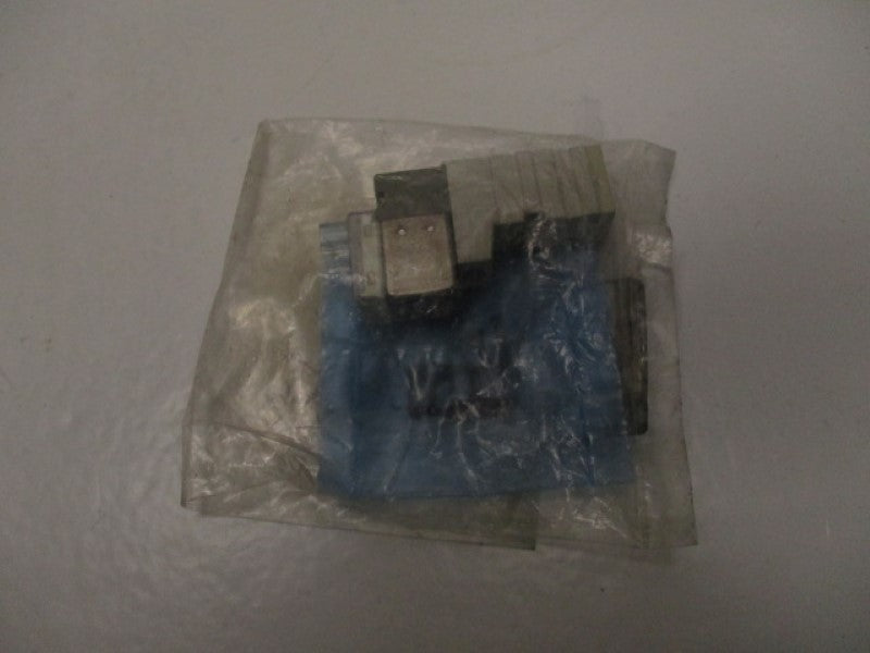 SMC SYJ324M-5L0U SOLENOID VLAVE 24VDC * NEW IN FACTORY BAG *