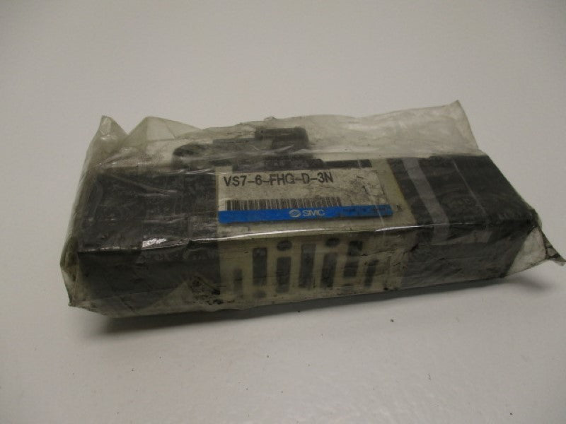 SMC VS7-6-FHG-D-3N SOLENOID VALVE 24VDC  NSMP