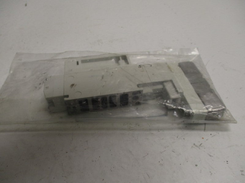 SMC VQZ301-5W1-XEF PLUG IN VALVE   NSMP