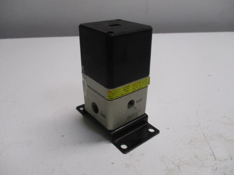 SMC IT202-302BG E/P REGULATOR 0-10KGF/CM2 10VDC  UNMP