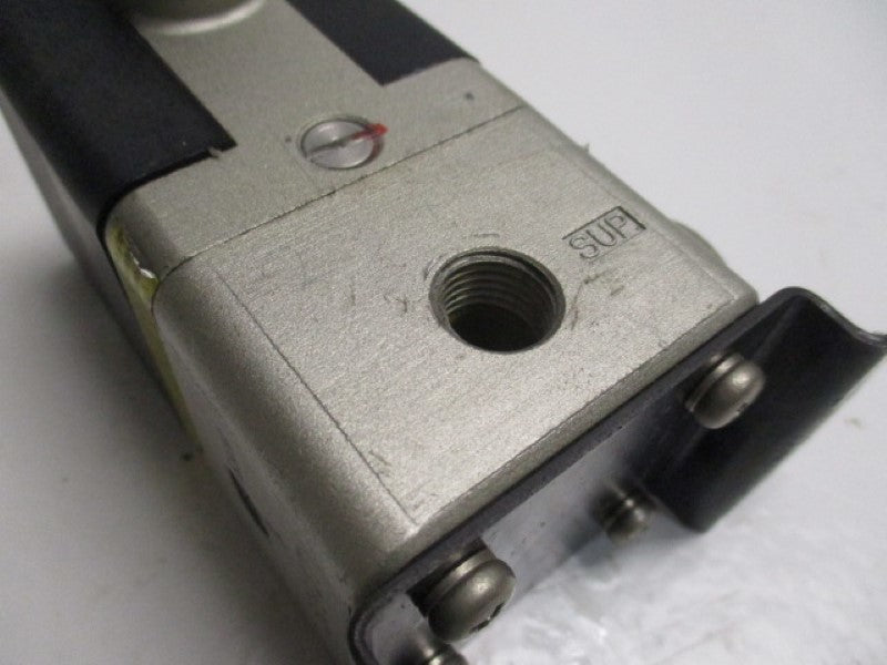 SMC IT202-302BG E/P REGULATOR 0-10KGF/CM2 10VDC  UNMP