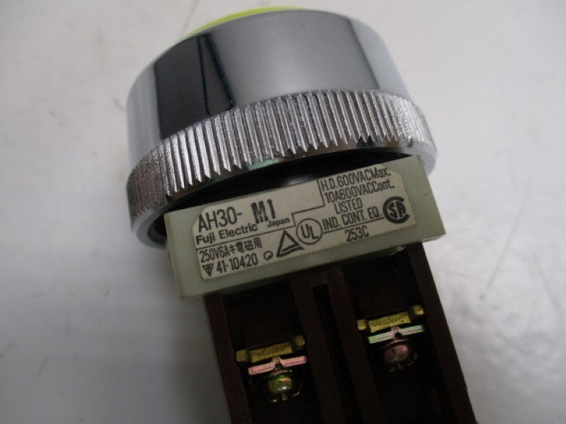 FUJI ELECTRIC AH30-MI ROUND YELLOW MUSHROOM PUSHBUTTON  NSNP