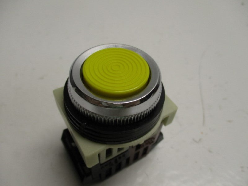 FUJI ELECTRIC AH30-FY11 YELLOW PUSHBUTTON  NSMP