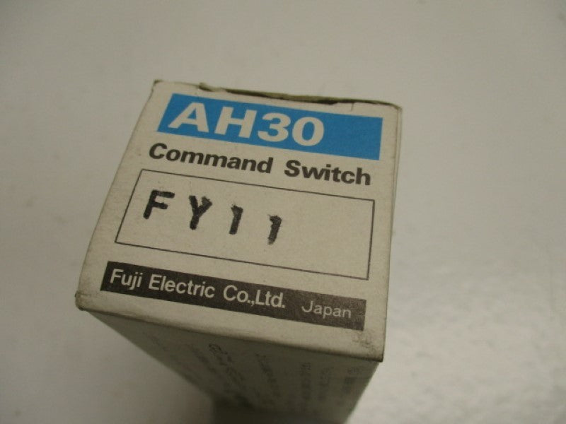 FUJI ELECTRIC AH30-FY11 YELLOW PUSHBUTTON  NSMP