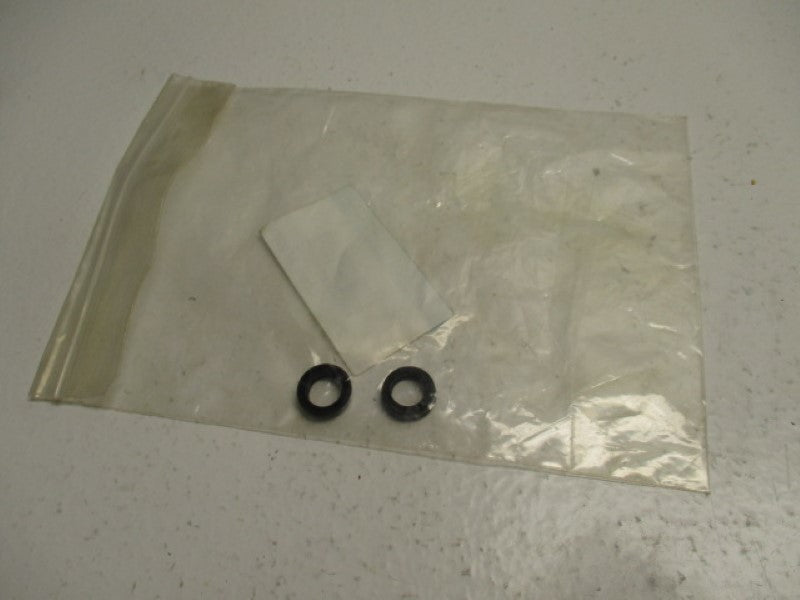 SMC PDU-12LZ (PKG OF 2) SEALS * NEW IN FACTORY BAG *