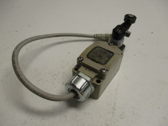 OMRON WLG2-LDFS-DGJS03 LIMIT SWITCH * NEW NO BOX *
