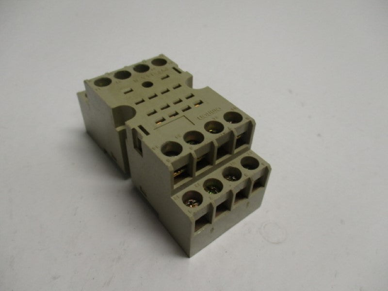 OMRON PYF-14A-N  UNMP
