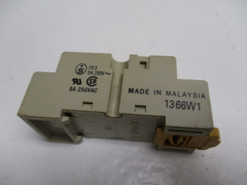 OMRON PYF-14A-N  UNMP