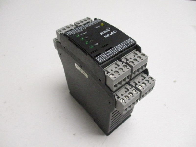 SUNX SF-AC SAFETY RELAY MODULE  NSNP