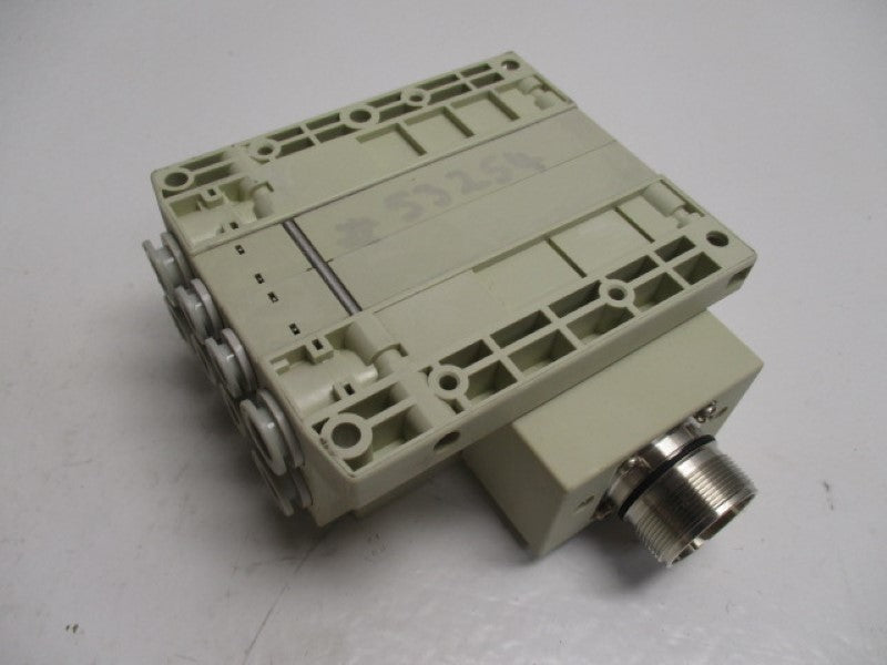 SMC SS5V2-W10CD-02B-C8 STATION MANIFOLD  NSNP