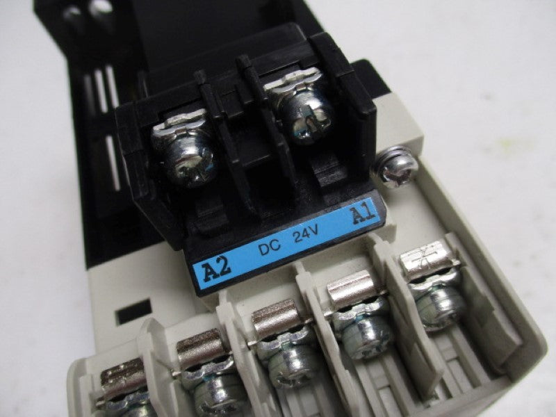 MITSUBISHI SD-N12 MAGNETIC CONTACTOR24VDC  NSMP