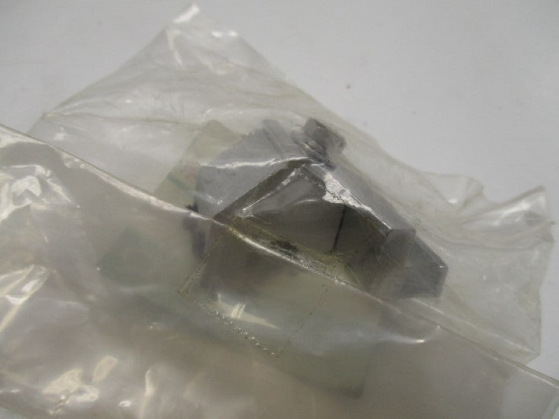 CKD SCA2-T-40 BRACKET  NSNP IN FACORY BAG