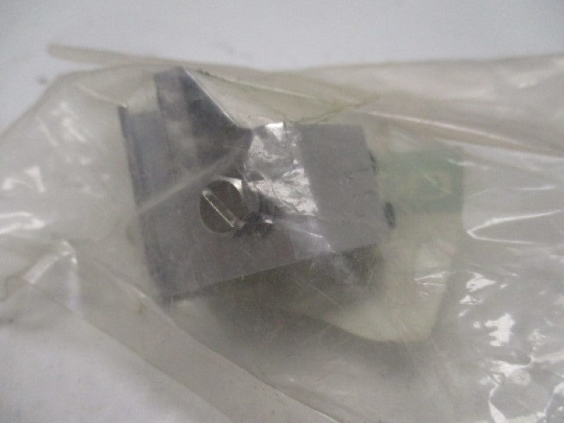 CKD SCA2-T-40 BRACKET  NSNP IN FACORY BAG