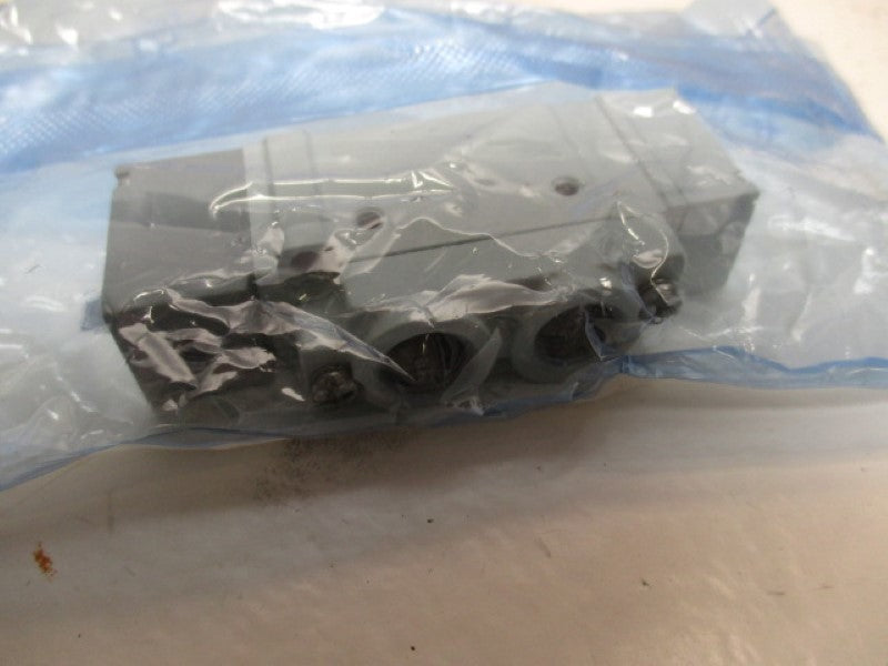 SMC SYA5120-01 AIR PILOT BODY VALVE  NSMP