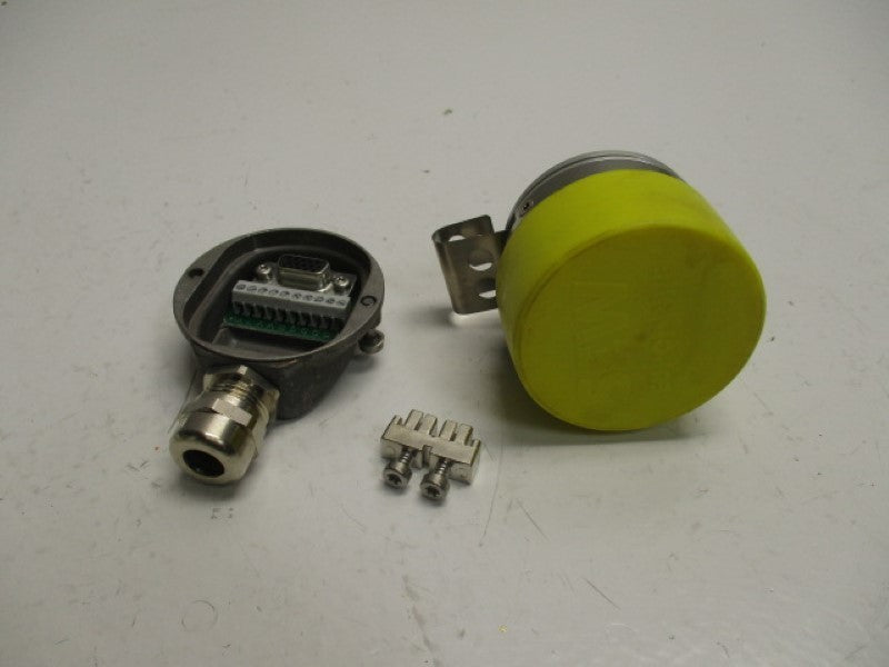 SEW EURODRIVE AMG73SW29S2048 ABSOLUTE ENCODER 7-30VDC * USED *