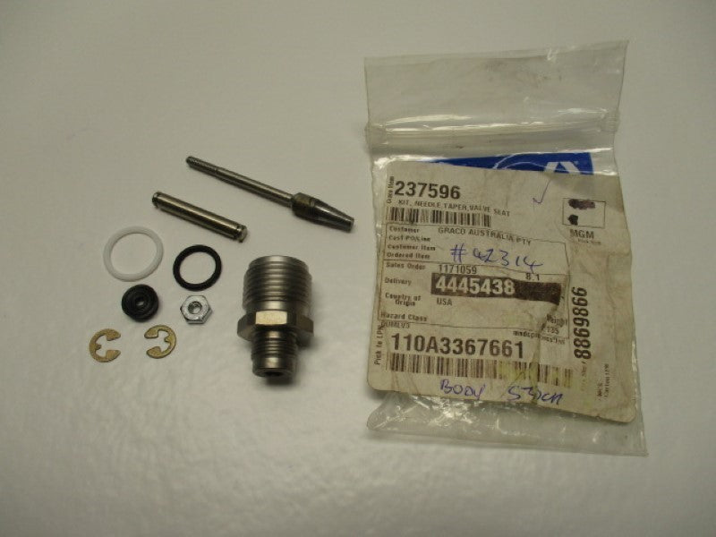 GRACO 237596 NEEDLE/TAPPER/VALVE SEAL KIT * NEW IN FACTORY BAG *