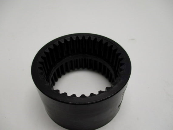 PARKER UCDC28S DRIVE COUPLING SLEEVE * NEW IN BOX *