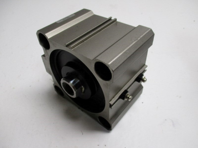 SMC CDQ2B80-15DC COMPACT CYLINDER  UNMP