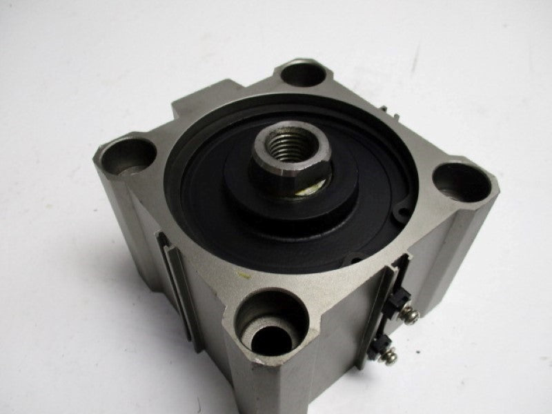 SMC CDQ2B80-15DC COMPACT CYLINDER  UNMP