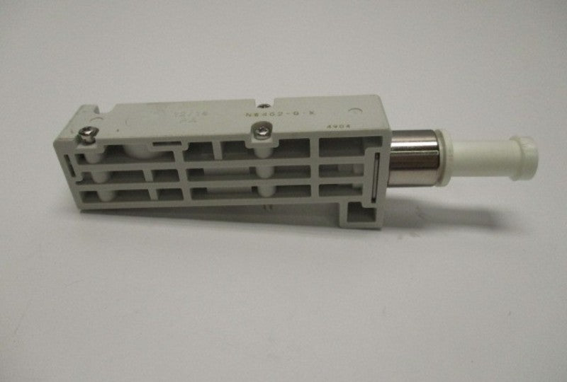 SMC NW4G2-Q-X VALVE (AS PICTURED)  UNMP