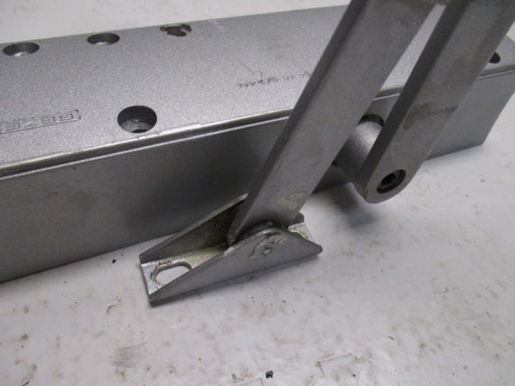 GEZE TS400 OVERHEAD  DOOR CLOSER * USED*