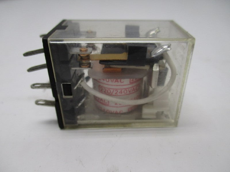 OMRON MY2N RELAY 220/240VAC  UNMP