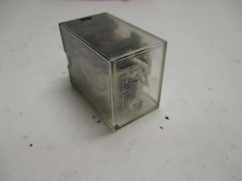 OMRON MY3-DC24 RELAY 24VDC  UNMP
