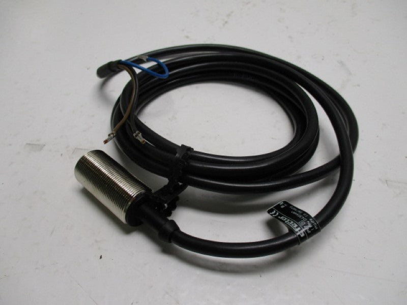 IFM EFECTOR IG5221 INDUCTIVE PROXIMITY SWITCH  NSMP