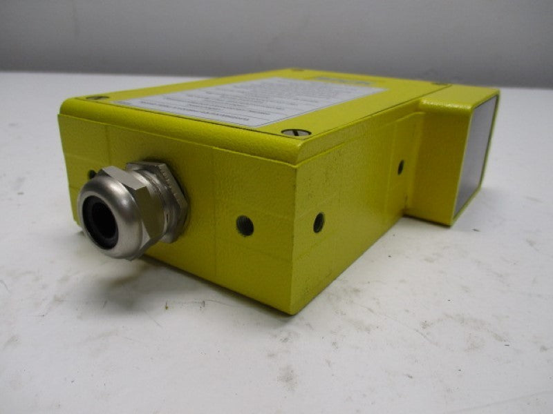 SICK WSU26/2-230 LIGHT CURTAIN SENDER SINGLE POINT 4W 24VDC  NSNP