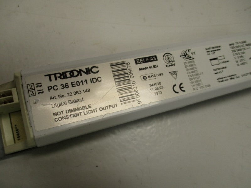 TRIDONIC PC-36-E011-IDC  DIGITAL BALLAST  UNMP