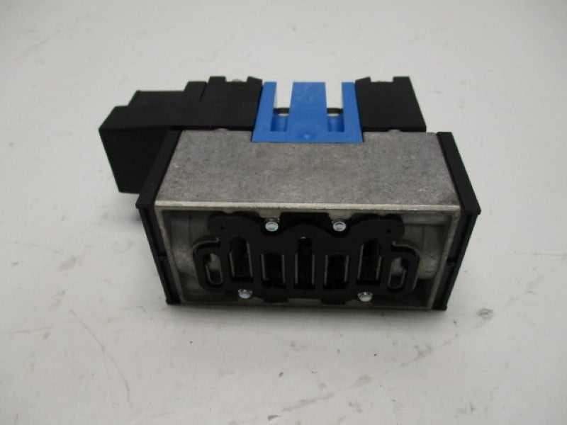 FESTO MEBH-5/2-D-1-ZSR-C SOLENOID VALVE 20.4-26.4VDC  NSNP
