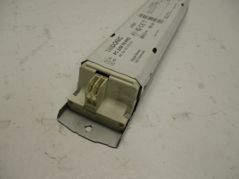 TRIDONIC 22176216 PC2/58T8PRO DIGITAL BALLAST  UNMP