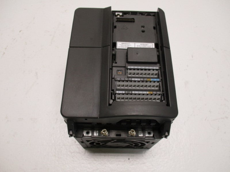 SIEMENS MICROMASTER 440 6SE6440-2AD23-0BA AC DRIVE (AS PICTURED)  UNMP