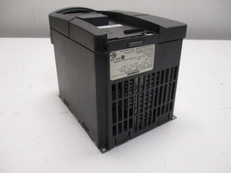 SIEMENS MICROMASTER 440 6SE6440-2AD23-0BA AC DRIVE (AS PICTURED)  UNMP