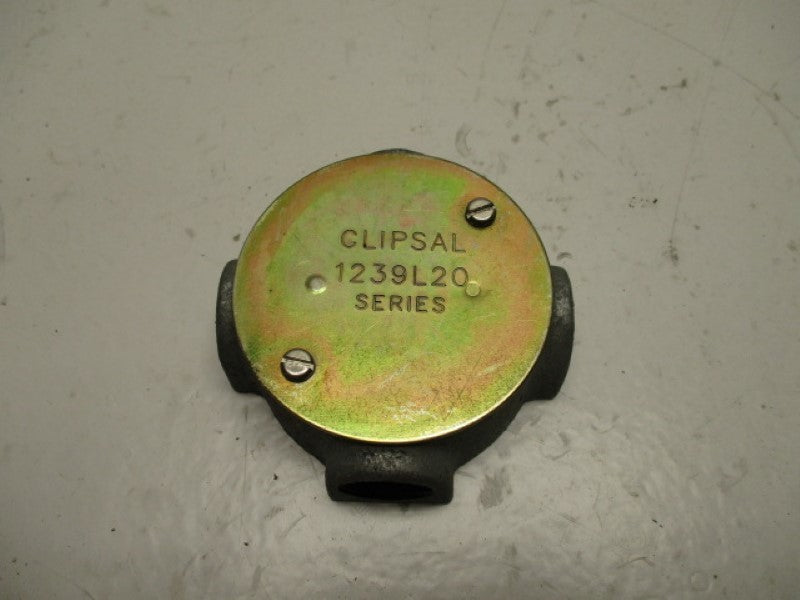 CLIPSAL 1239L20 4-WAY JUNCTION BOX   NSNP